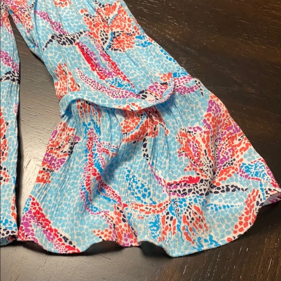 💎Crown & Ivy blouse size L💎 - Picture 3 of 6